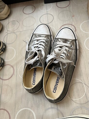 37 Beden Simli converse