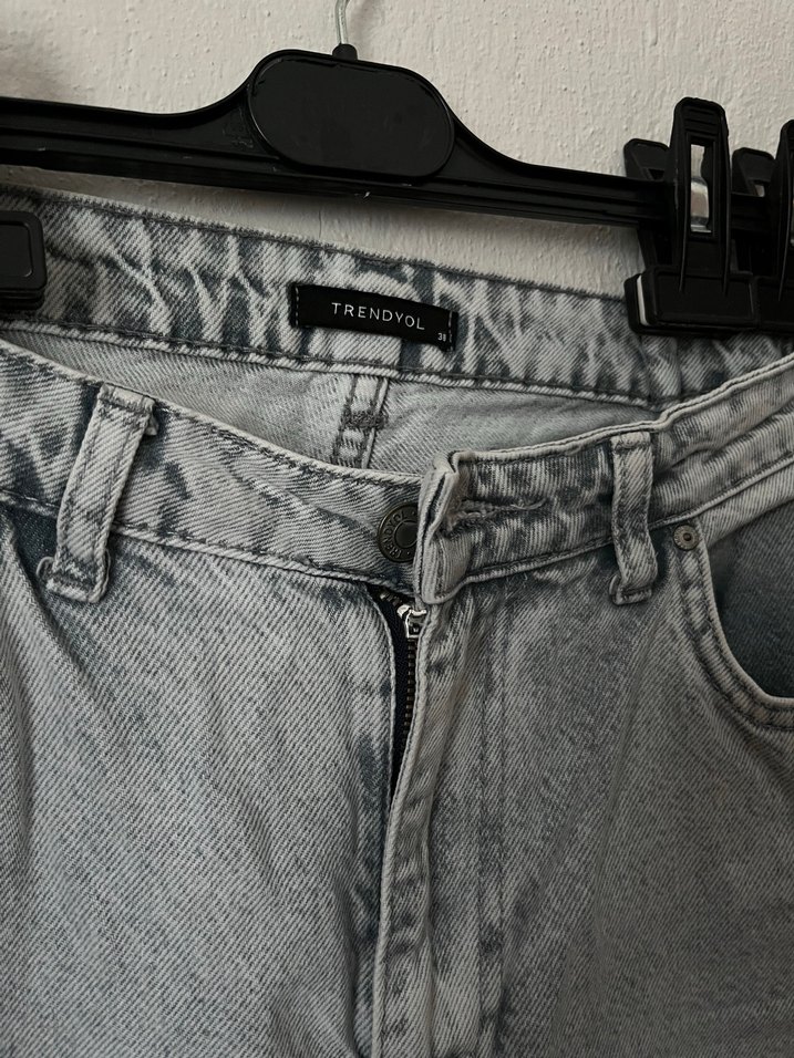 Gri Bol Kesim Kadın Kot Pantolon - Görsel 2