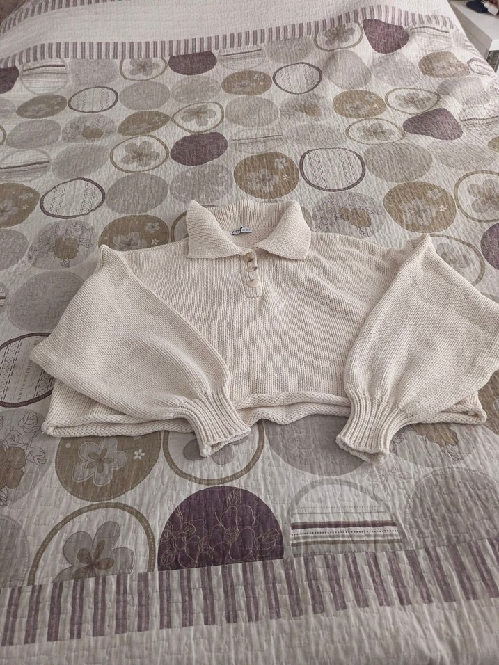 Bej Kadın Triko Yakalı Kazak - Görsel 2