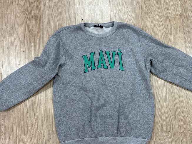 Mavi sweatshirt