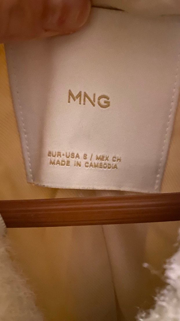 Beyaz Yünlü Kadın Ceket - Görsel 2