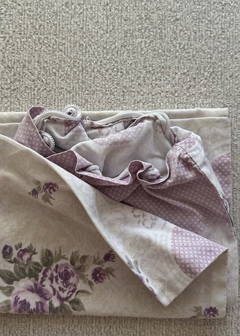 Tek kişilik iki adet çarşaf ve üç adet yastık kılıfı - Görsel 7