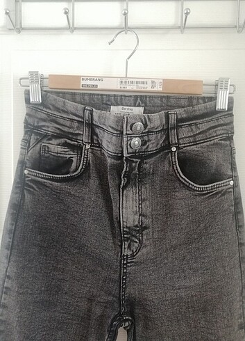38 Beden Bershka dar paça jean