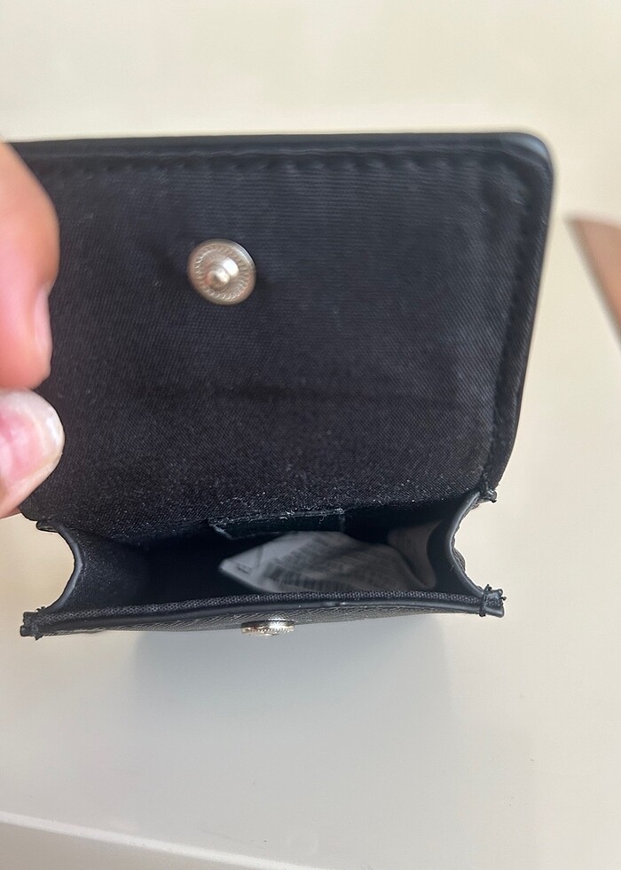 Bershka kayışlı cüzdan - Görsel 5