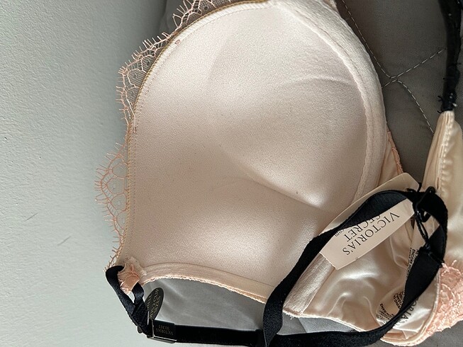 34 Beden ten rengi Renk Victoria secret destekli sütyen
