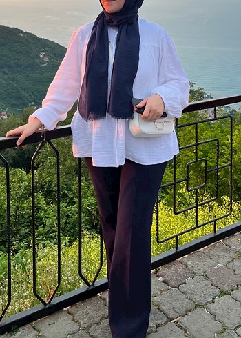 Bohem V Yakalı Beyaz Keten Kadın Gömlek - Görsel 8