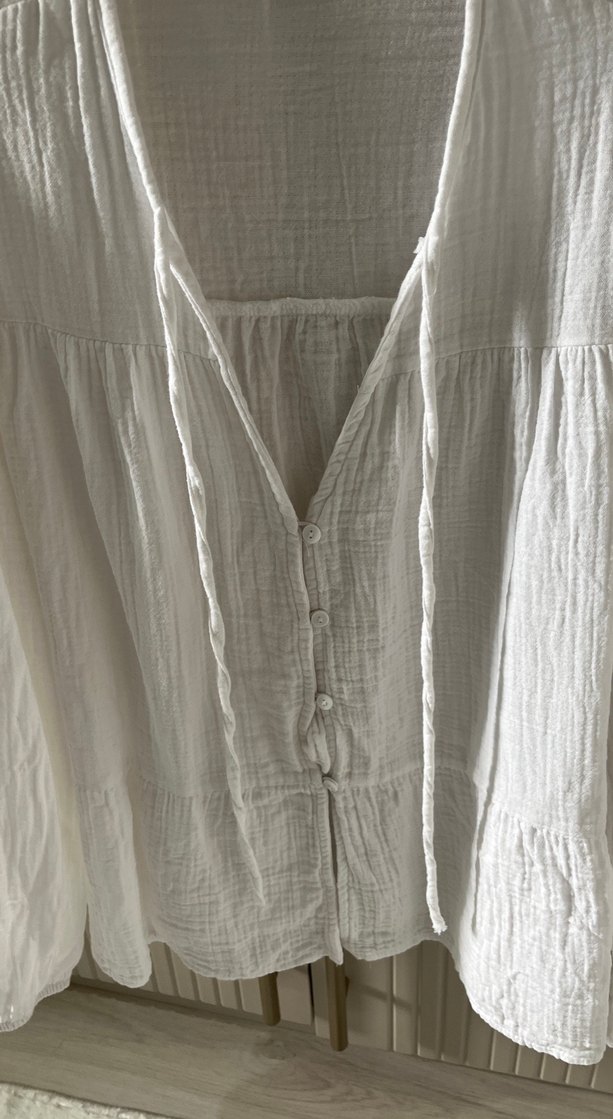 Bohem V Yakalı Beyaz Keten Kadın Gömlek - Görsel 5