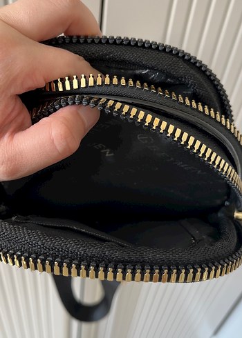 Beymen Parlak Siyah Yılan Derisi Desenli Deri Çanta - Görsel 9