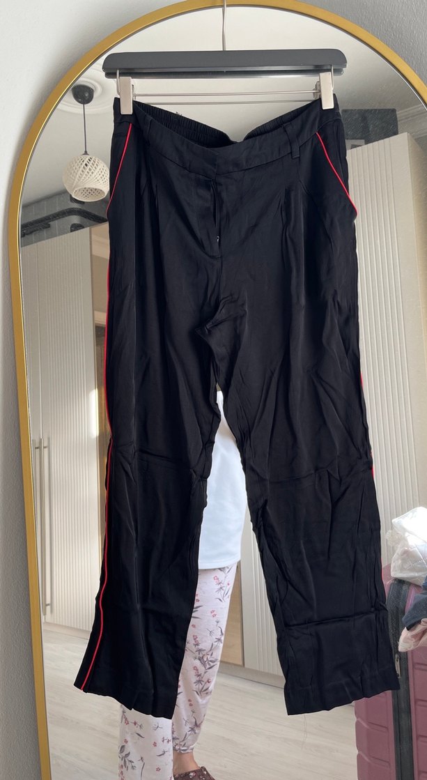 Siyah Kadın Midi Kumaş Pantolon - Görsel 5