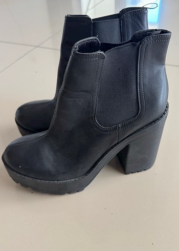 H&M Divided Topuklu Bot