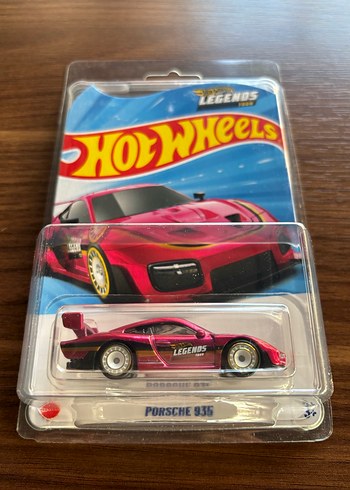 Hot Wheels Porsche 935 Legends Tour Premium - Görsel 2
