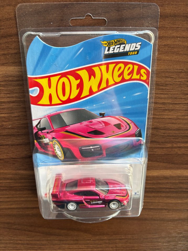 Hot Wheels Porsche 935 Legends Tour Premium - Görsel 3