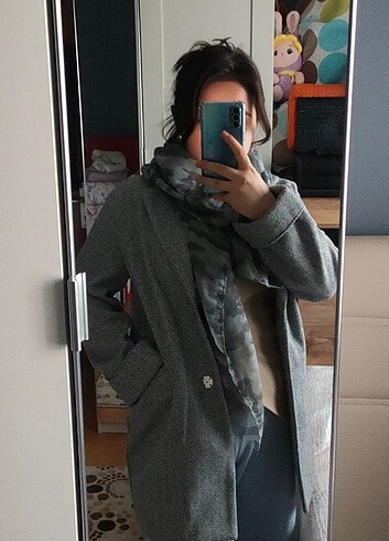 Bershka Kaşe kaban