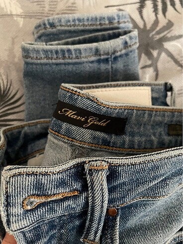 26 Beden Mavi jeans gold serisi