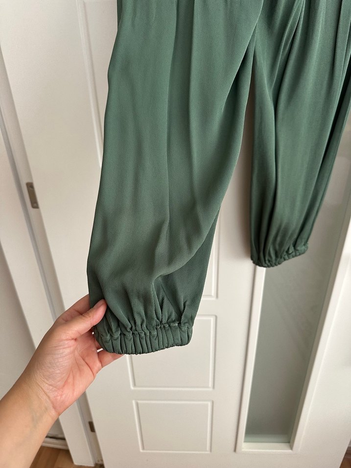 Kadın Yeşil Piliseli Salaş Uzun Kumaş Pantolon - Görsel 5