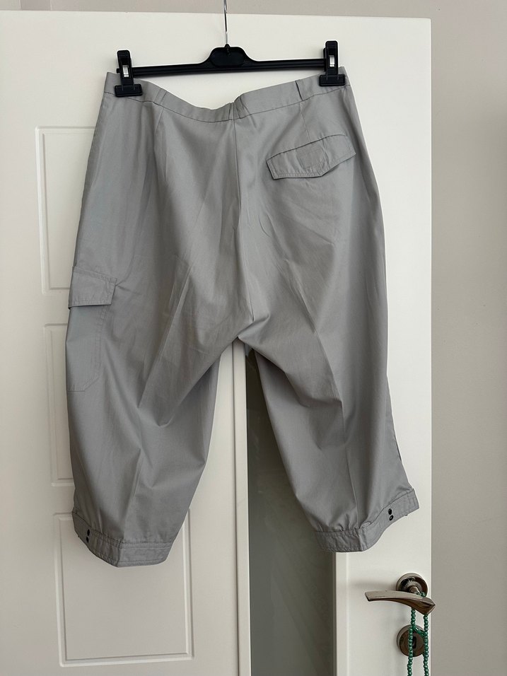 Gri Keten Kemerli Kısa Kadın Pantolon - Görsel 3