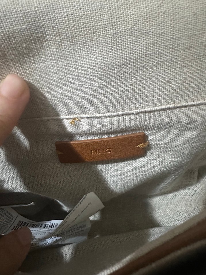 Zincir Detaylı Kahverengi Süet Kadın Çanta - Görsel 3