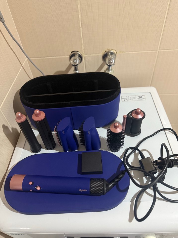 Dyson Mavi Saç Şekillendirici Seti - Görsel 2