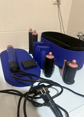 Dyson Mavi Saç Şekillendirici Set - Görsel 2