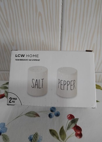 LCW HOME Beyaz Tuzluk ve Biberlik Seti