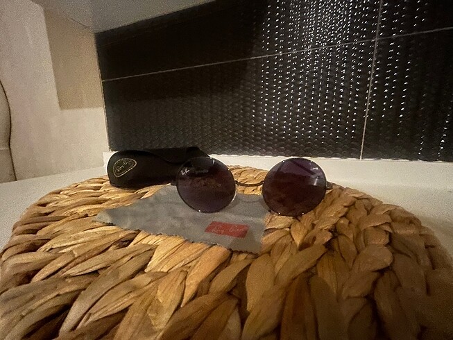 Beden Ray Ban jo jo gözlük