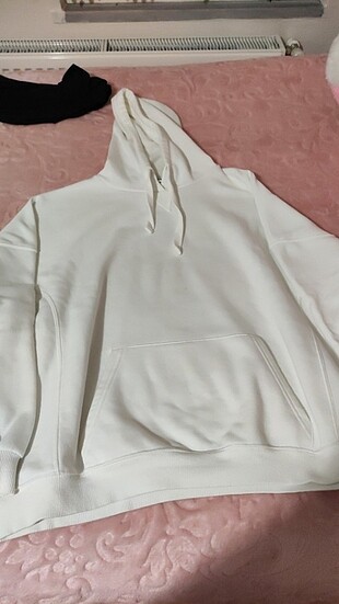 Beyaz sweatshirt