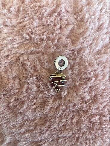 Pandora Kalp Charm