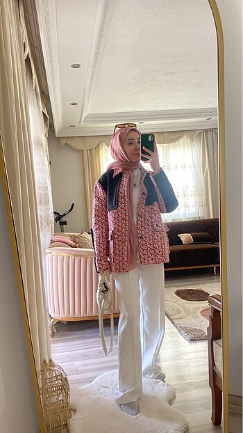 Pembe kısa ceket