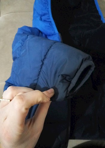 S. Oliver Erkek Çocuk Mavi Kapüşonlu Mont - Görsel 6