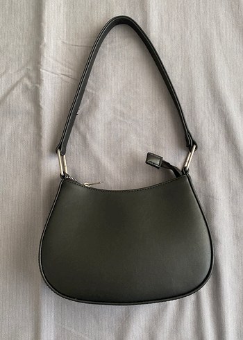 Deri Siyah Minimalist Kadın Omuz Çantası