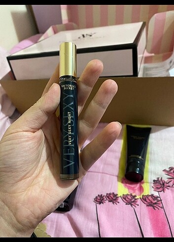 Victoria secret parfüm  - Görsel 3