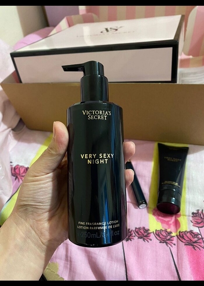 Victoria secret parfüm  - Görsel 4