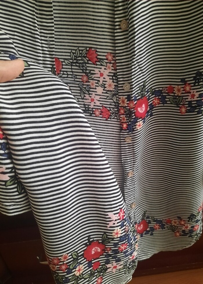 Bayan gömlek  - Görsel 4