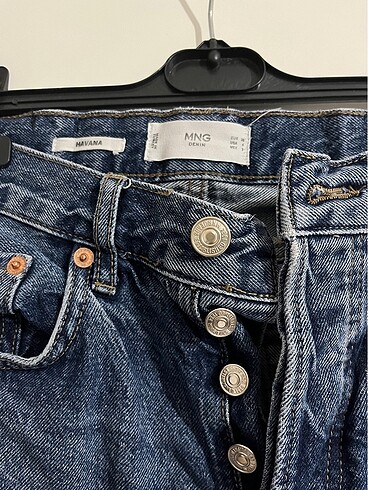 mom jean