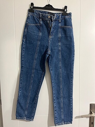 mom jean