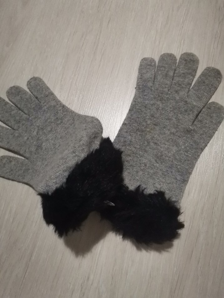 Gri Kürklü Kadın Eldiveni - Görsel 2