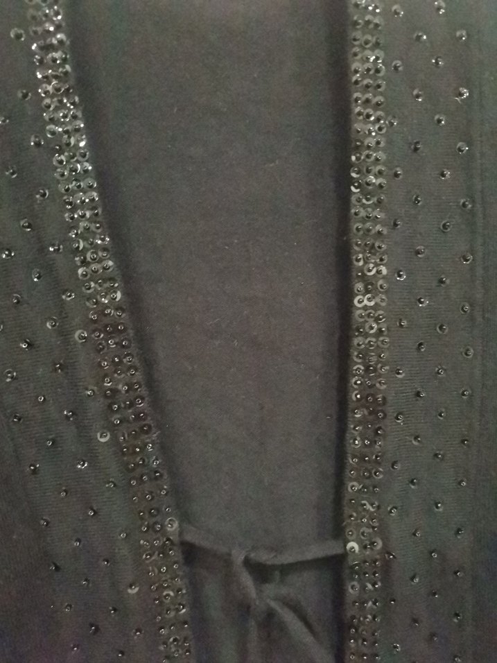 Boncuk İşlemeli Siyah Kadın Hırka - Görsel 3