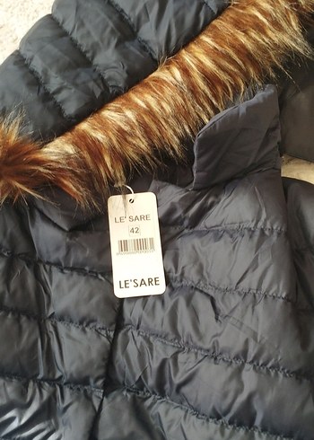 Kadın Siyah Uzun Kürklü Kaban - Görsel 3