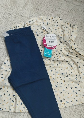 Bebek Kız Desenli Elbise ve Mavi Tayt Takımı - Görsel 5