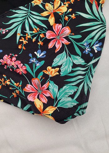 Çiçek Desenli Drapeli Uzun Mayokini - Görsel 6