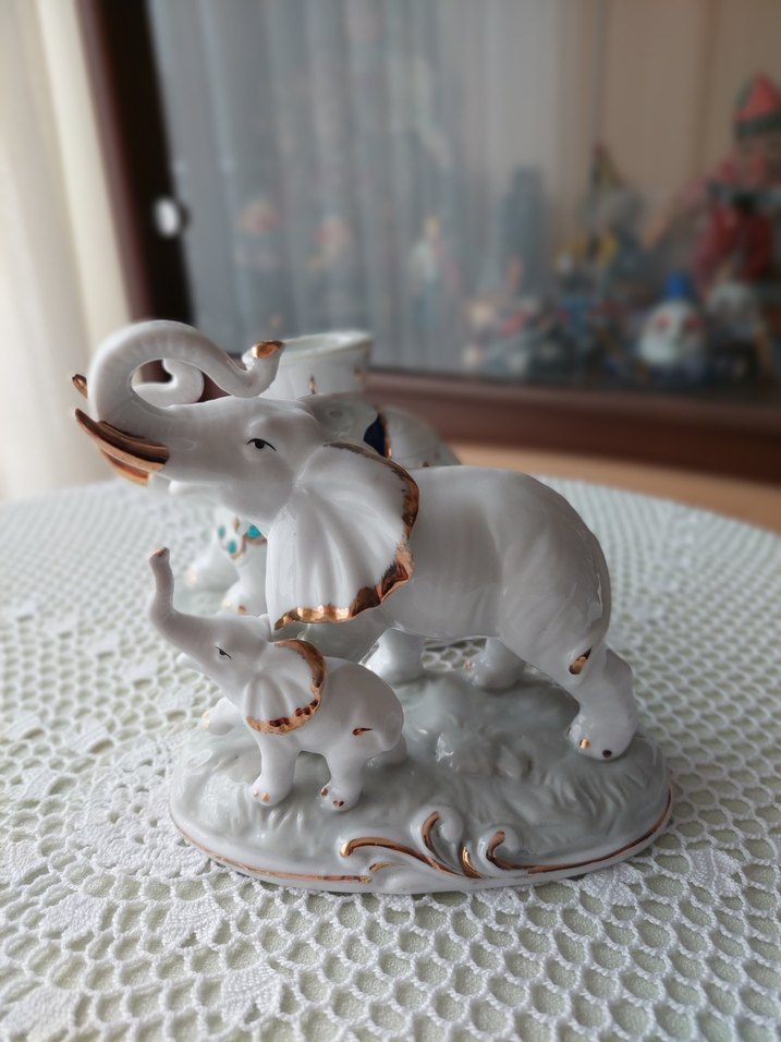 Beyaz yavrusu  Fil ve fil Mumluk iki ürün fiyatı - Görsel 4