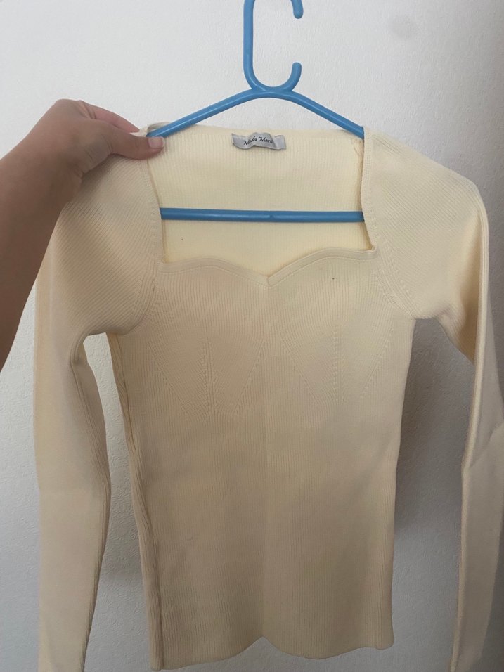 Milla /Beyaz V Yaka Kadın Triko Kazak - Görsel 2