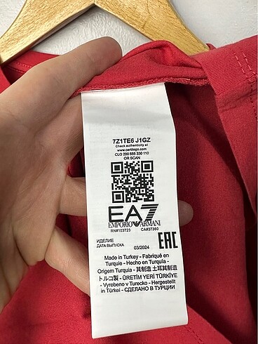 m Beden kırmızı Renk Erkek Tshirt