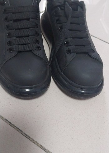 Siyah Beyaz Bağcıklı Erkek Spor Ayakkabı replika - Görsel 6