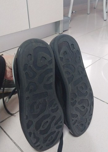 Siyah Beyaz Bağcıklı Erkek Spor Ayakkabı replika - Görsel 4