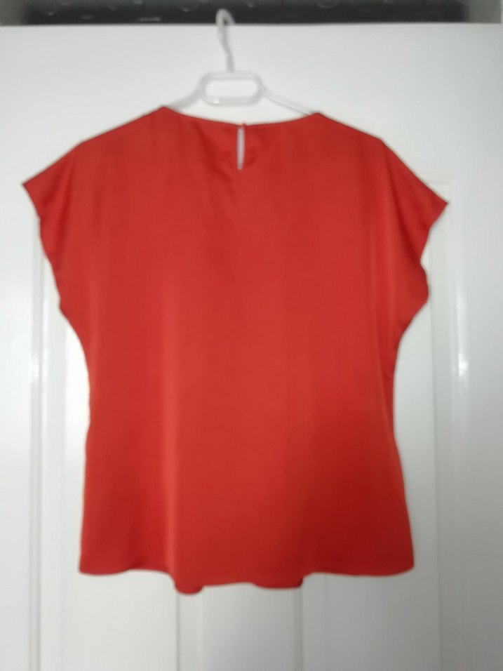 Nar çiçeği renginde Saten Robalı Kadın Bluz - Görsel 3