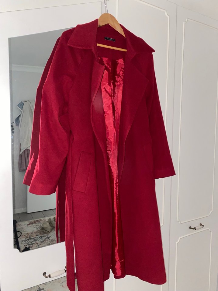 Bordo Kadın Uzun Düğmeli Kaban - Görsel 3