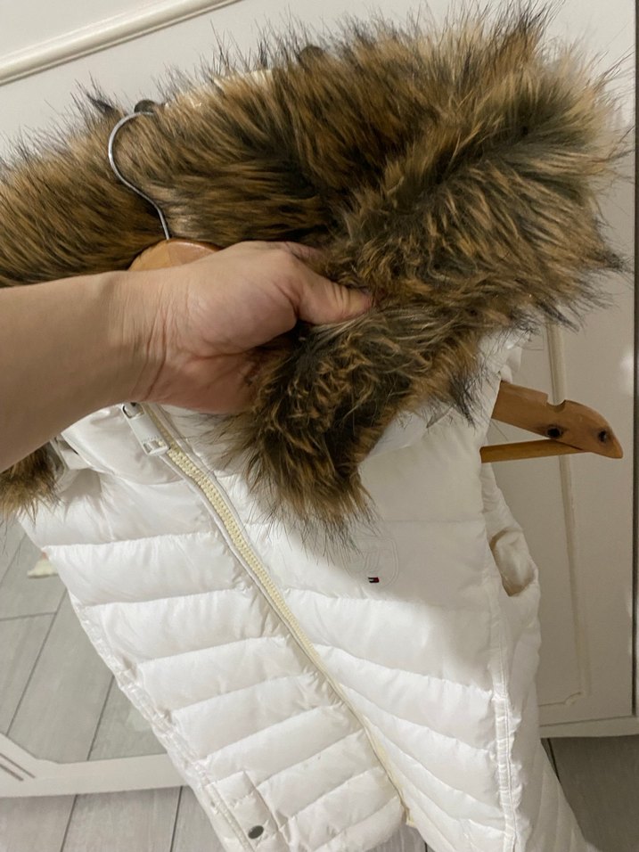Tommy hilfiger Beyaz Kürklü Kadın Puff Yelek - Görsel 2