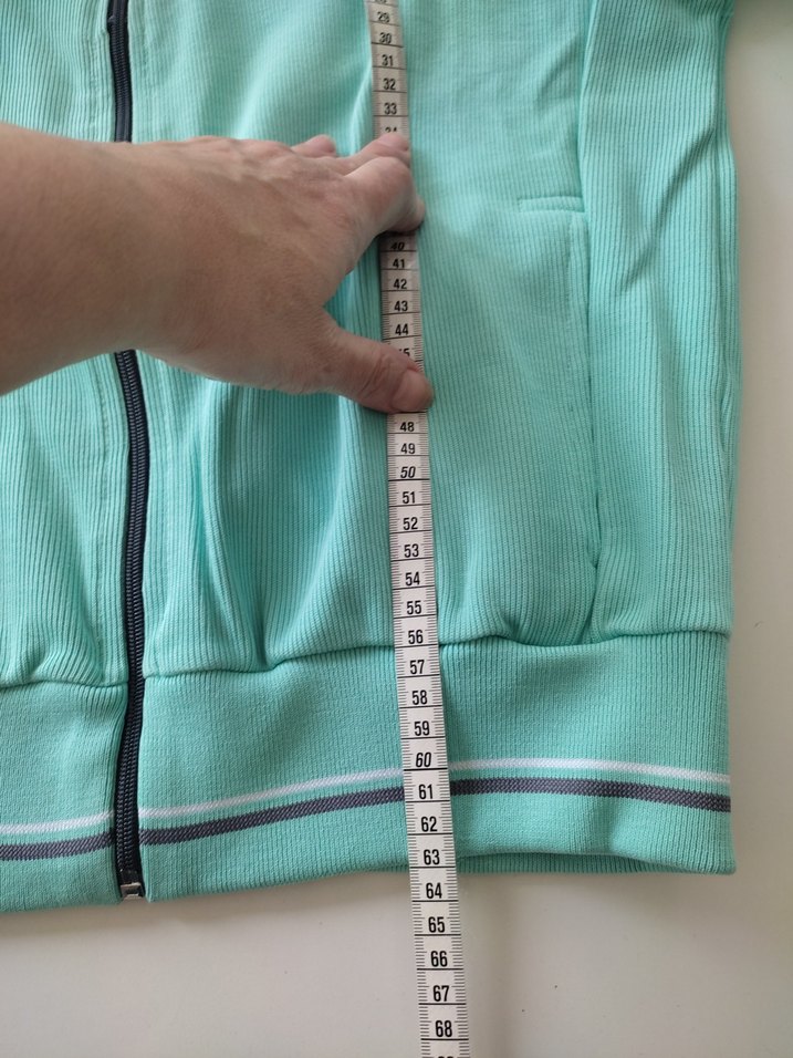 Turkuaz Fermuarlı Kadın Spor Ceket - Görsel 4