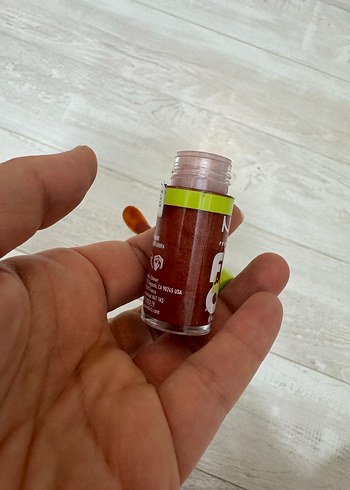 NYX Parlak Khaki Lip Gloss - Görsel 6